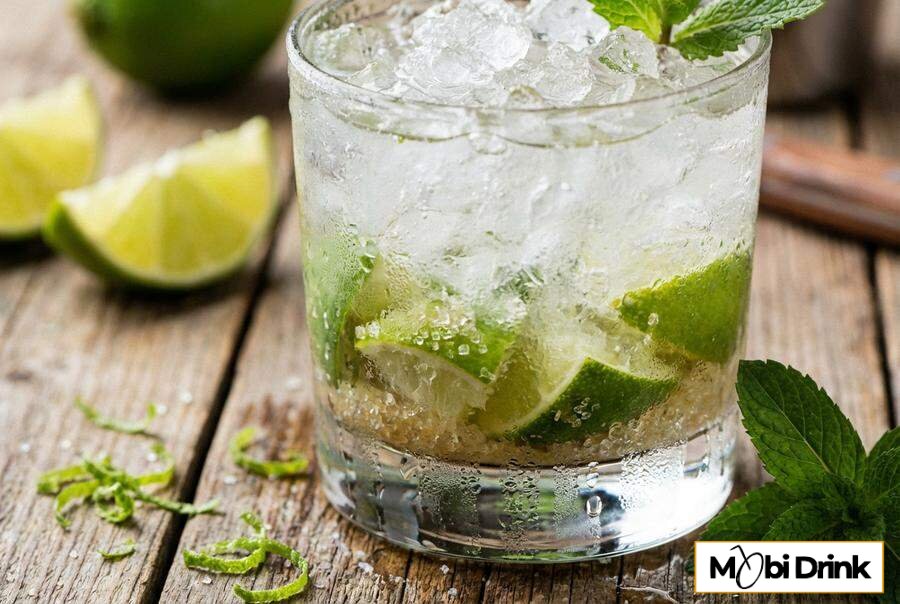 Caipiroska z kruszonym lodem i limonką
