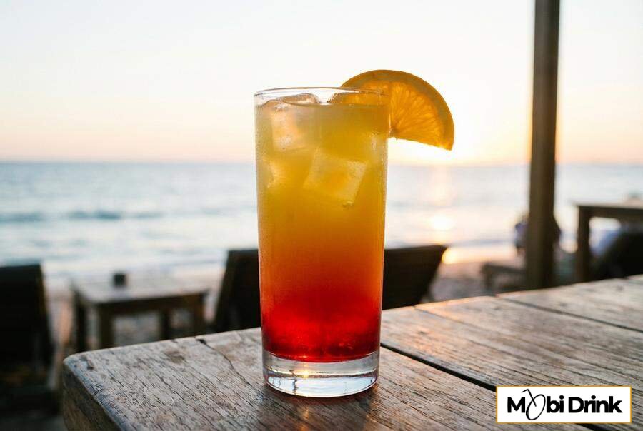 Warstwowy drink Coconut Sunrise z grenadyną