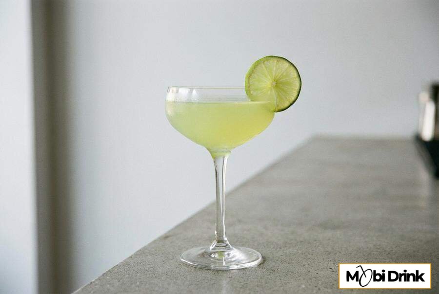 Klasyczne daiquiri w kieliszku coupe