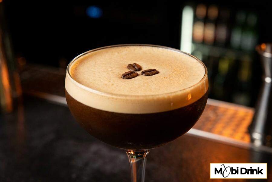 Espresso Martini z gęstą pianką