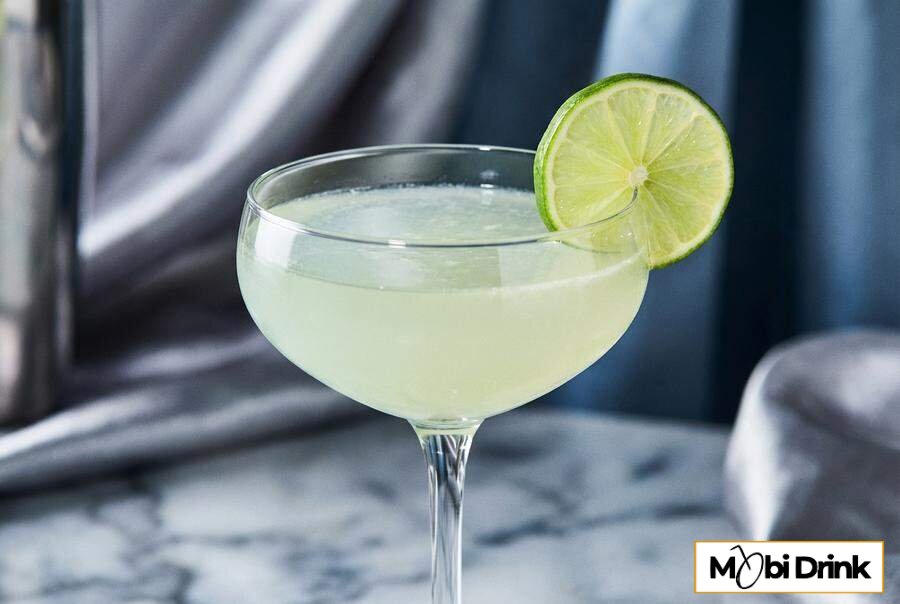 Klasyczne Daiquiri w kieliszku coupe