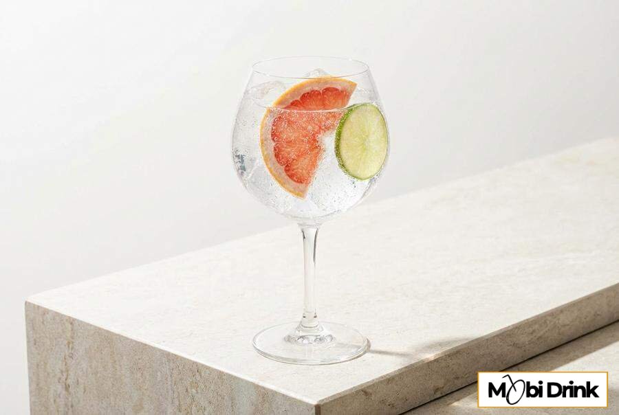 Drink Malibu z tonikiem i cytrusami