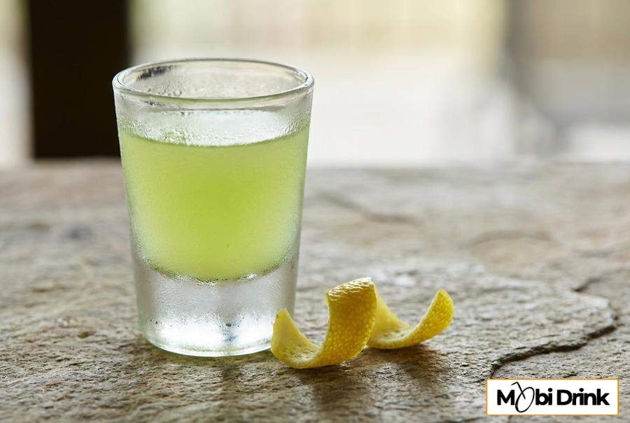 Zimny shot Mexican Kamikaze z limonką