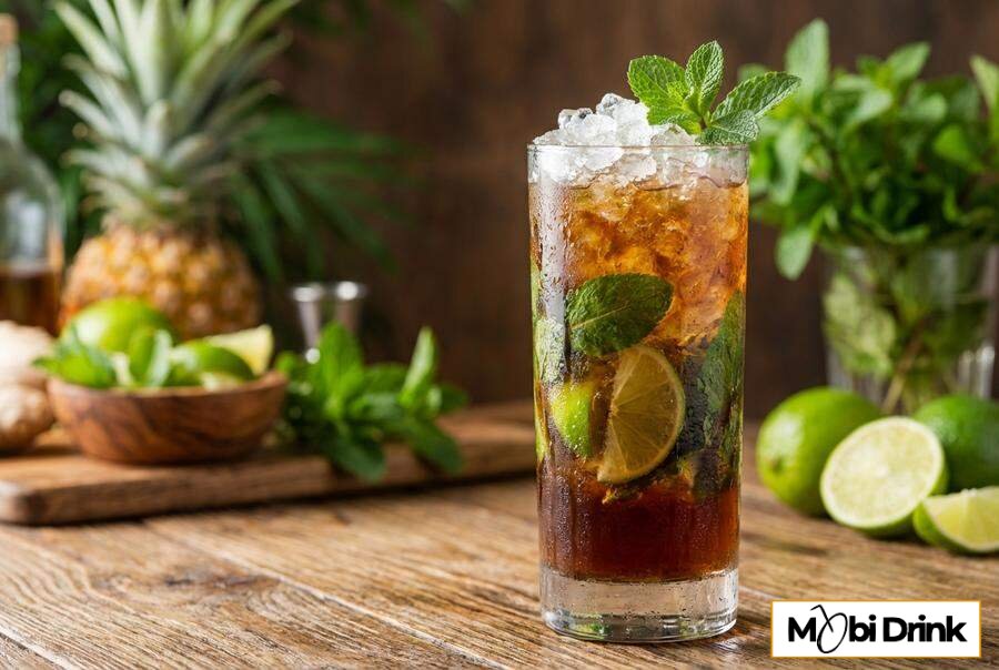 Drink Pimm's Mojito z miętą i limonką