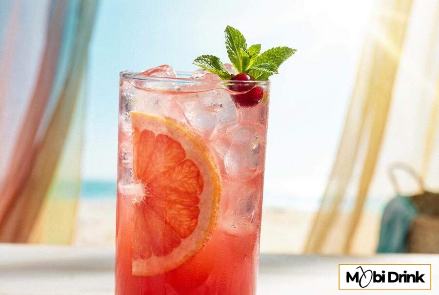 Różowy drink Sea Breeze z grejpfrutem