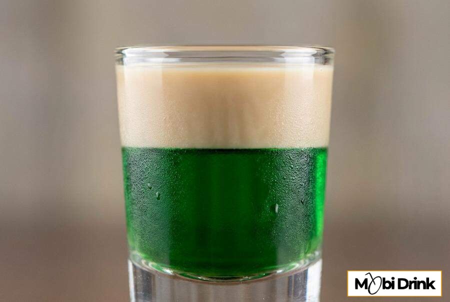 Dwuwarstwowy shot Springbokkie z likierem miętowym